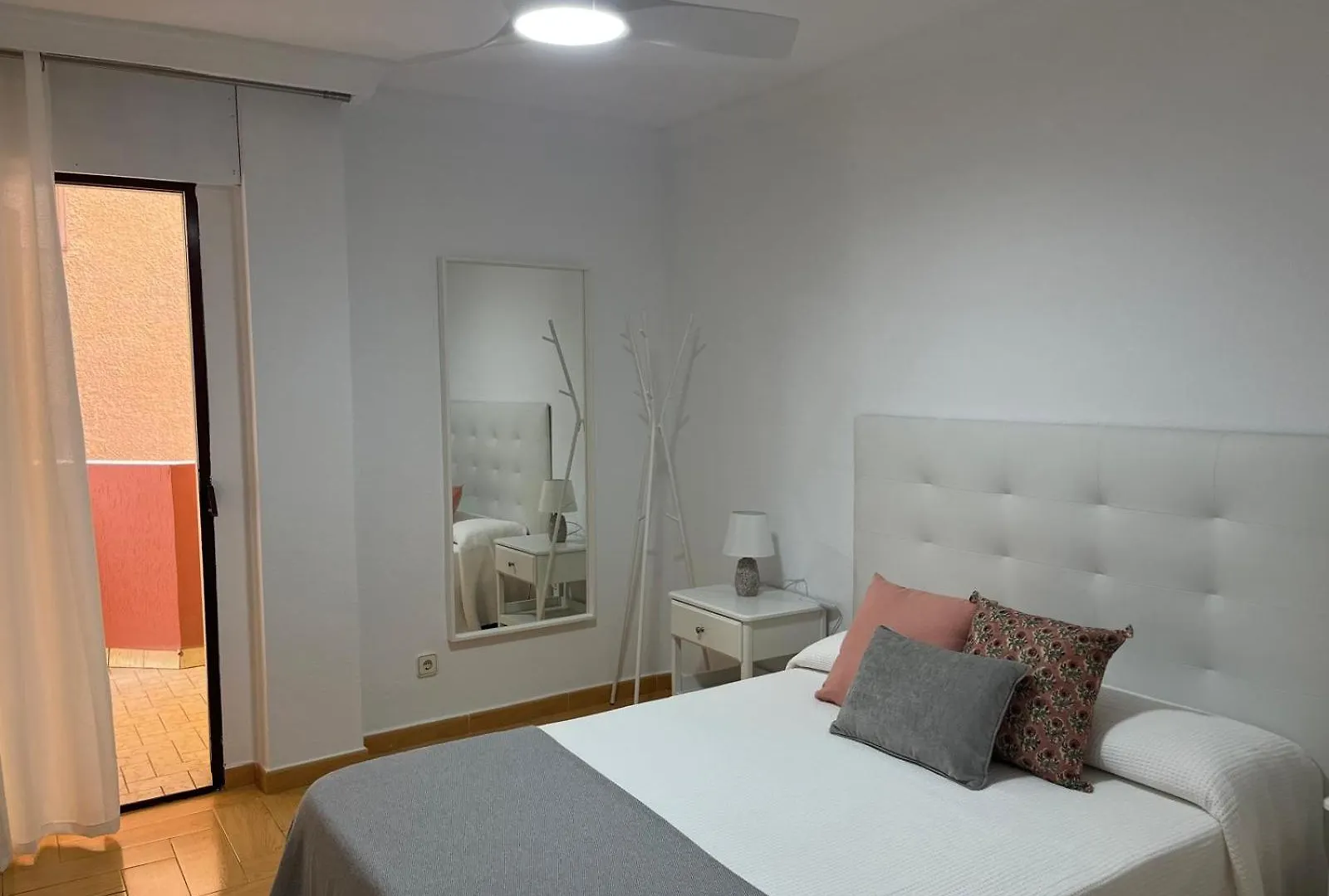 Apartamento El Yate Paseo Maritimo Puerto Deportivo Fuengirola