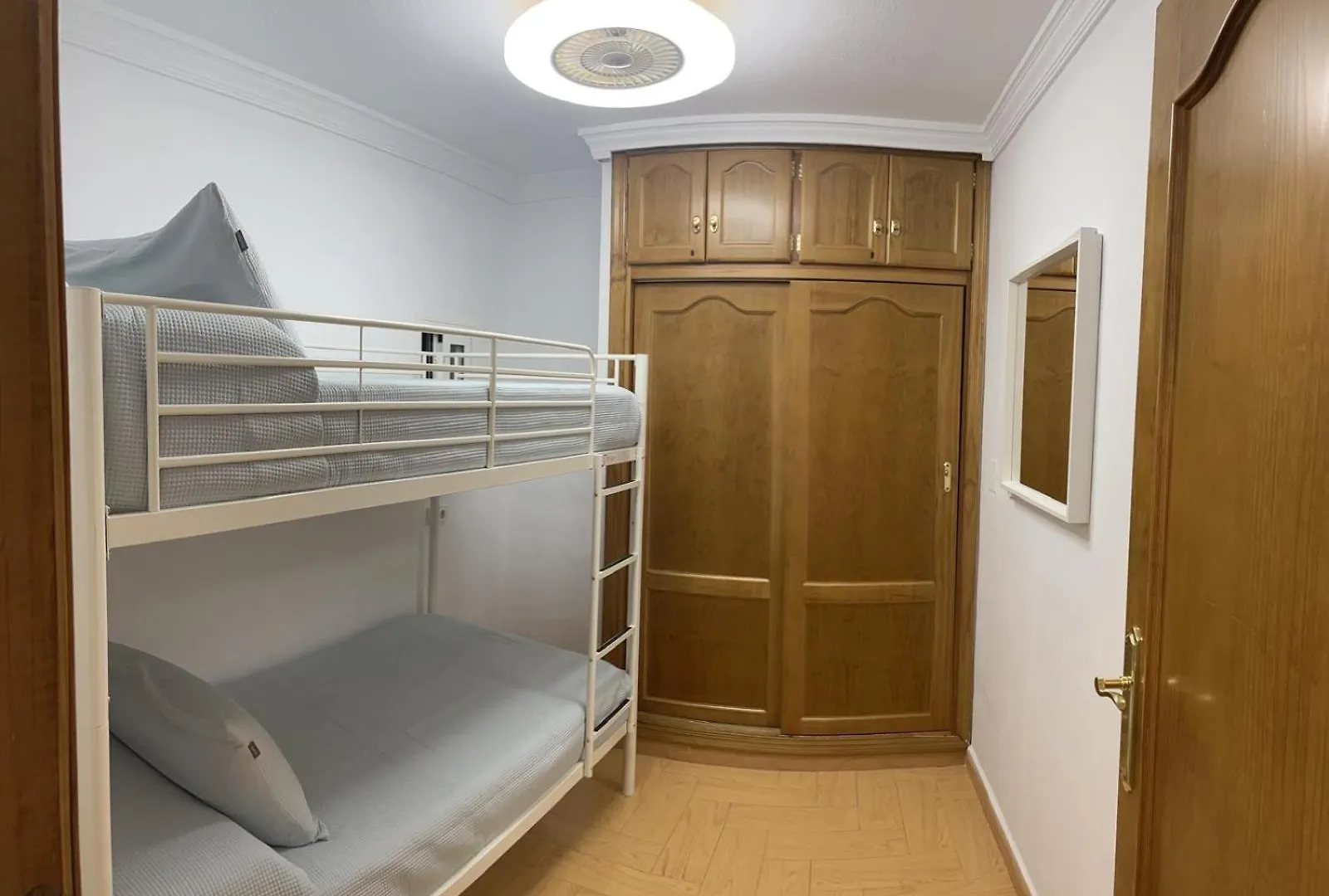 Apartamento El Yate Paseo Maritimo Puerto Deportivo Fuengirola España